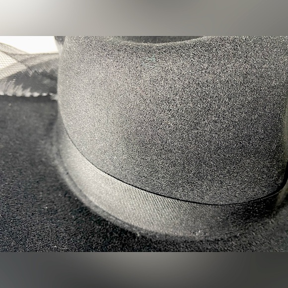 Felted Wool Fedora Hat In Black - Picture 7 of 12